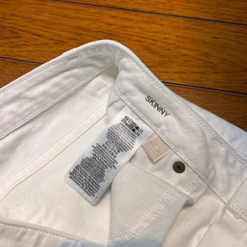 EUC Michael Kors White Jean Capri’s Size 6 #SJ5